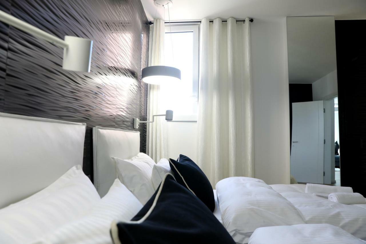 Tiranatop Suites 3 1000 Ft2 Tirana