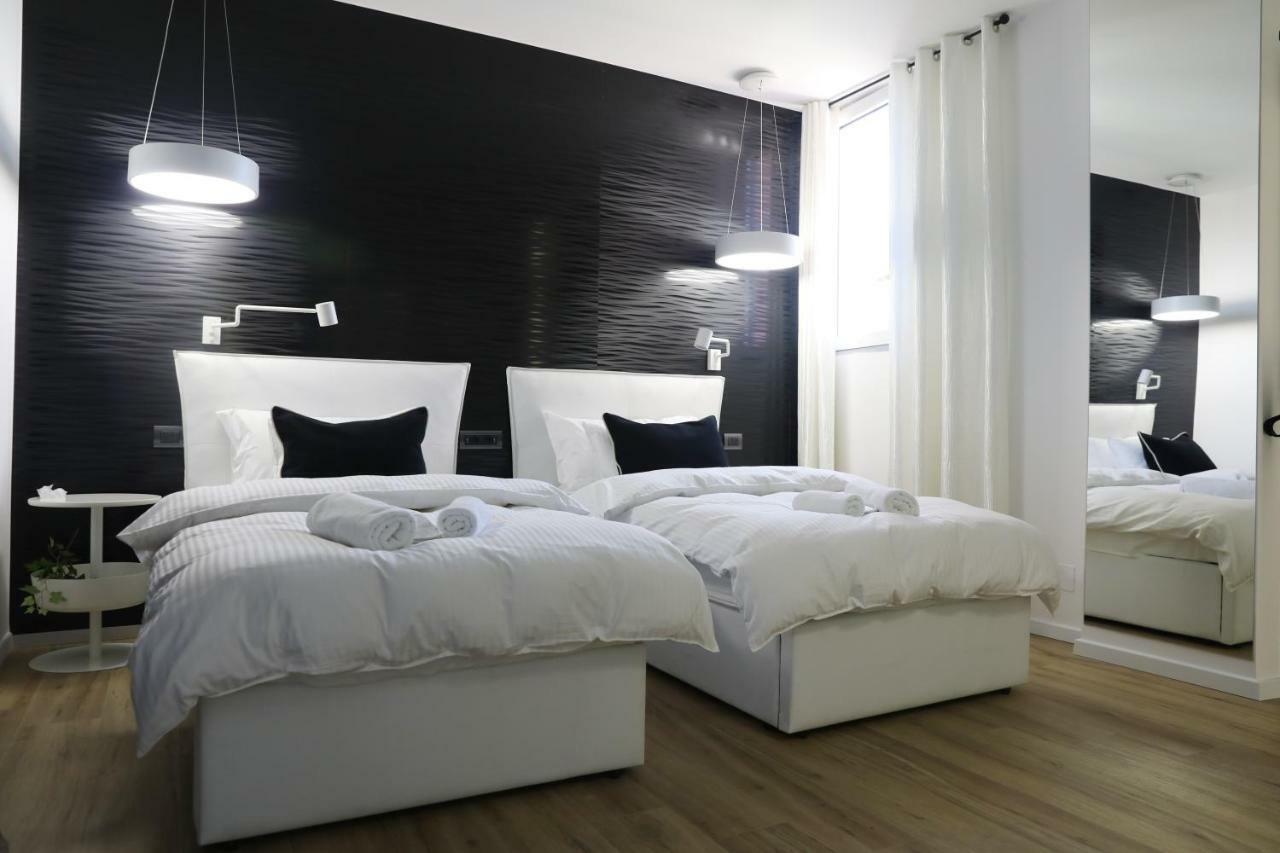 Tiranatop Suites 3 1000 Ft2 *