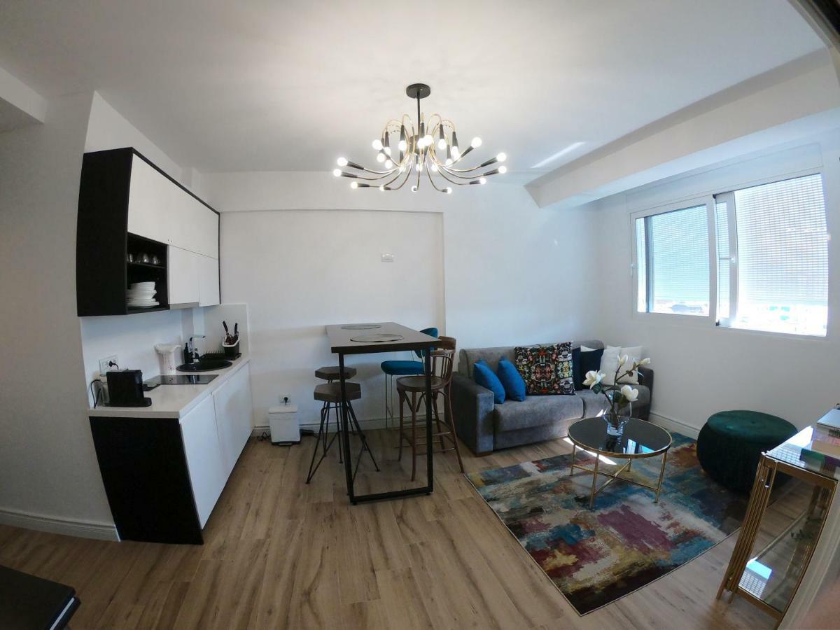Tiranatop Suites 3 1000 Ft2 *
