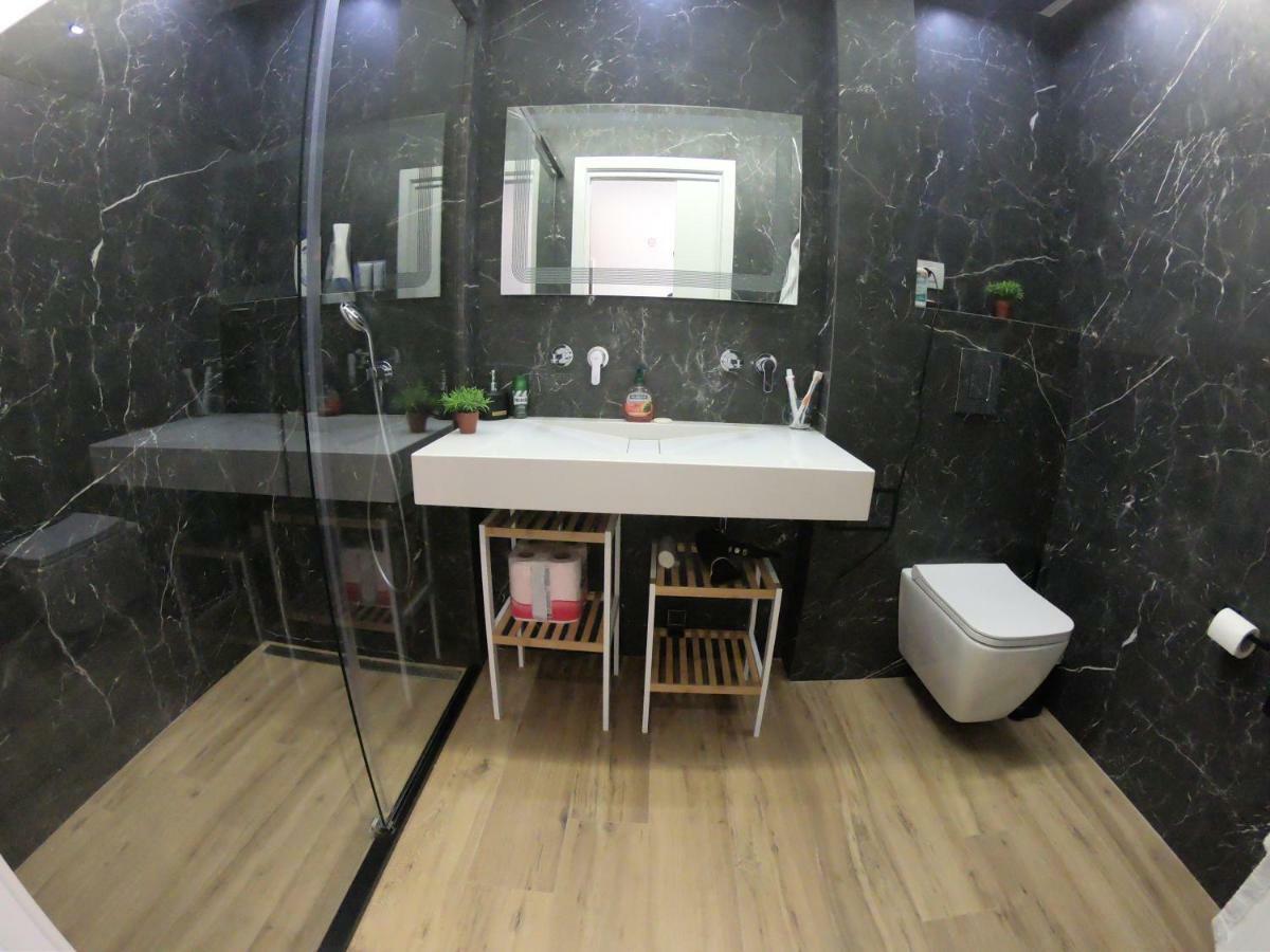 Appartement Tiranatop Suites 3 1000 Ft2